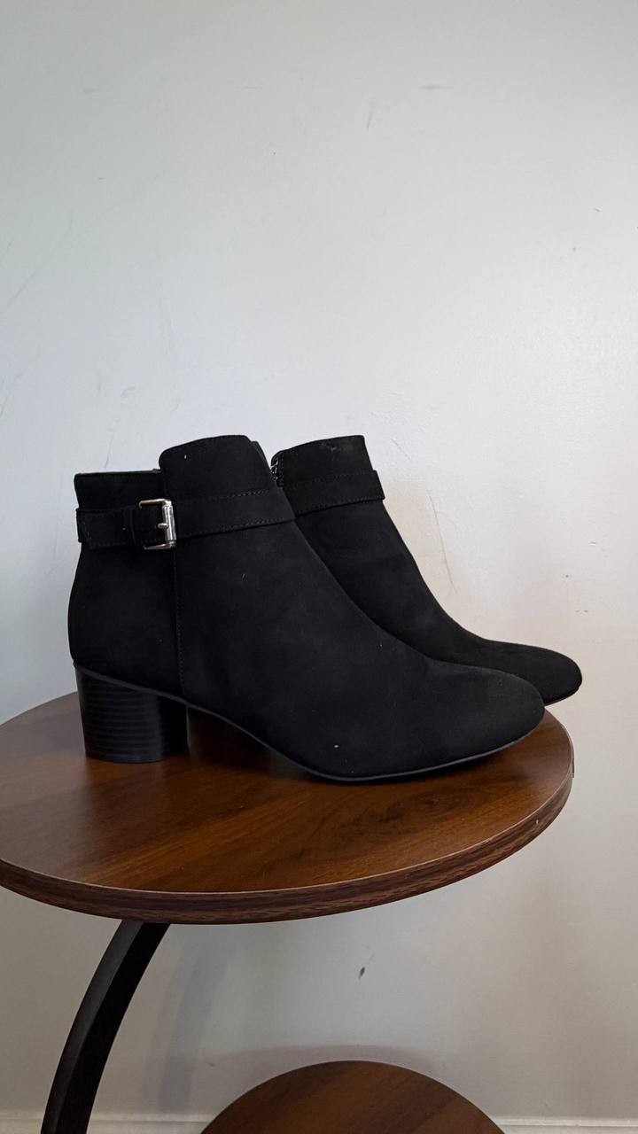 Style & Co Ariel Faux Suede Zipper Booties Black 9.5M Man‑Made $80 NWB