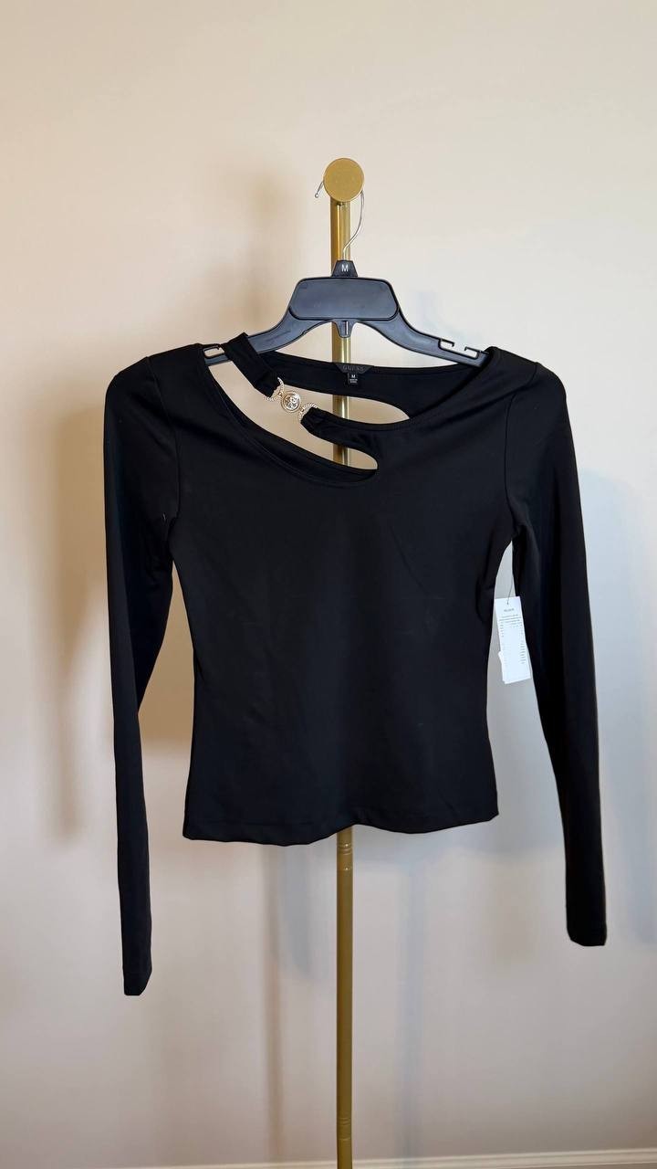 Guess Eco Eleanor Buckle Long Sleeve Top Black Size M NWT $79