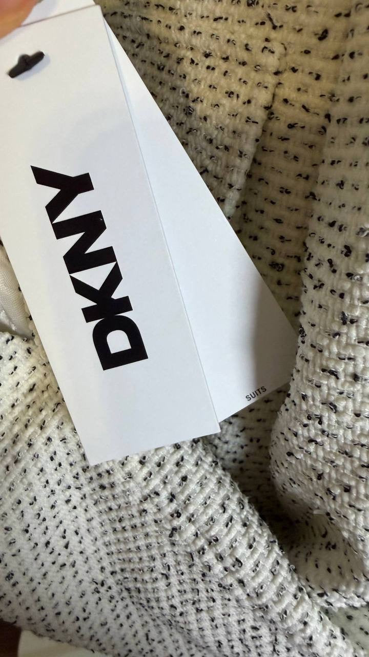 DKNY Petite Cropped Tweed Trucker Jacket Long Sleeve White Black 8P $159 NWT