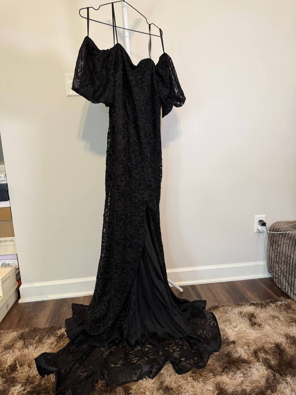 Emerald Sundae Plus‑Size Off‑the‑Shoulder Lace Gown – Black– Size 14 – NWOT
