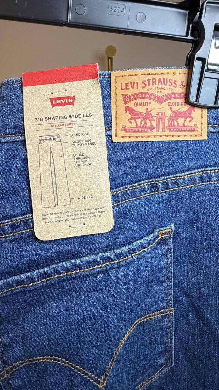Levi’s 318 Shaping Wide‑Leg Jeans Blue 16W NWT $75