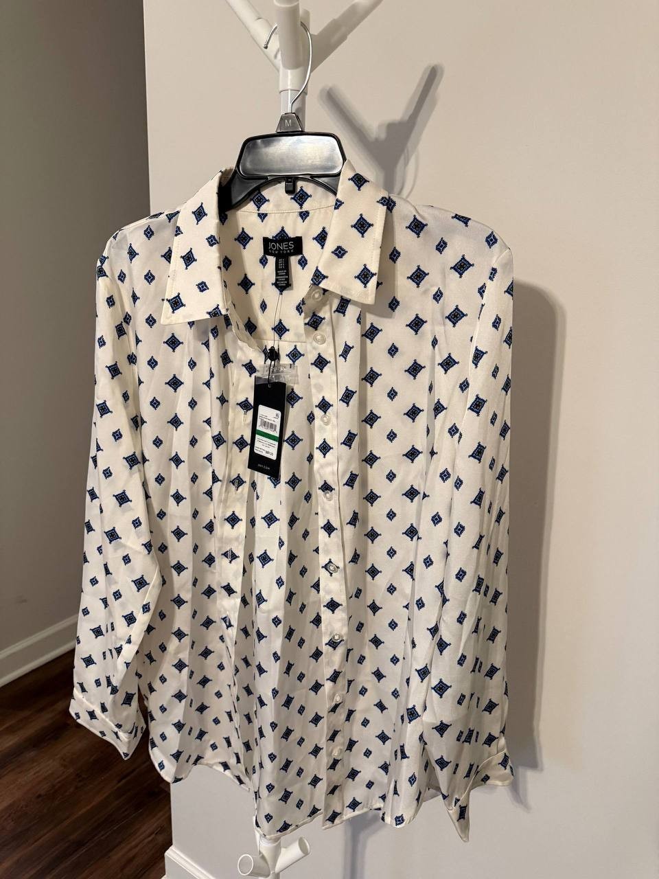 Jones New York Diamond‑Print Button‑Up Shirt – Black/White – Size L – NWT – $89.
