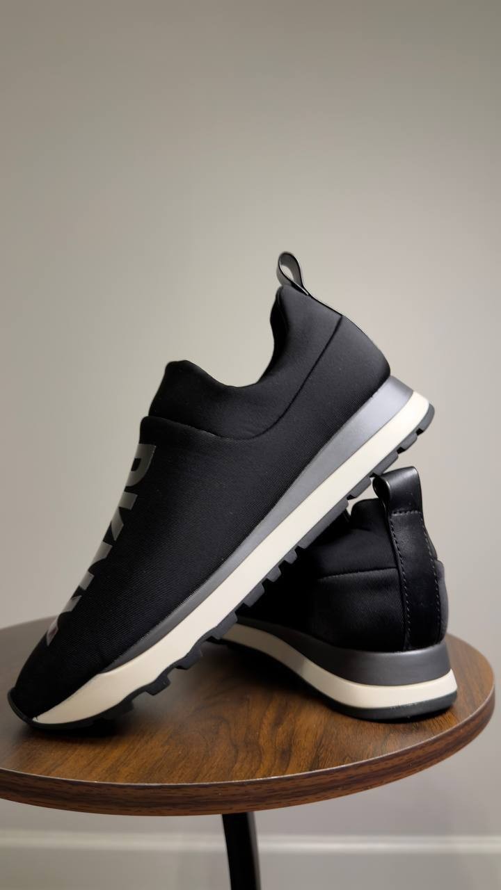 DKNY  Sneakers  Black  7  New  $100