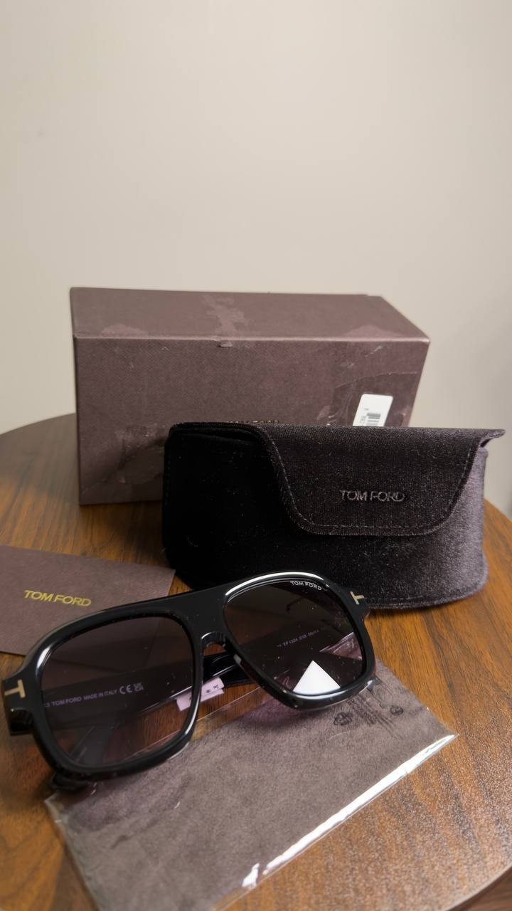 Tom  Ford  Rhonda‑02  Pilot  Sunglasses  Black  Purple  OS  NWT  $620