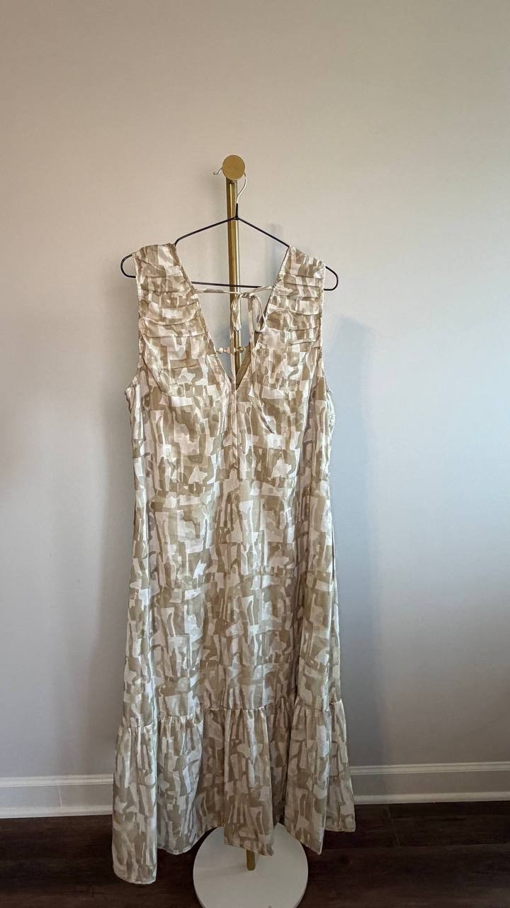 DKNY City Burnout Beaded‑Trim V‑Neck Dress Beige M NWT $139