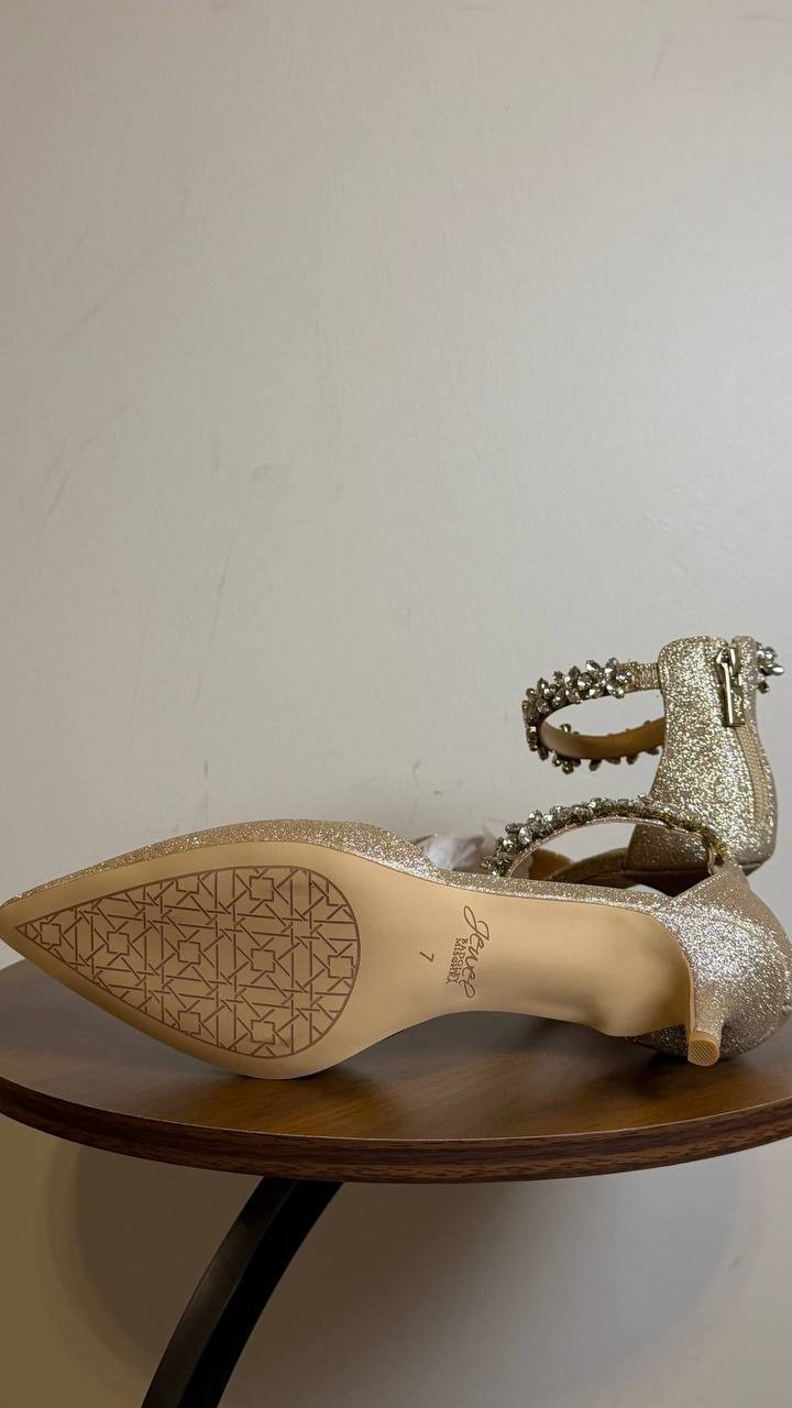 Jewel Badgley Mischka Raleigh Pumps Gold Glitter 7 Man‑Made MSRP $109 NWB