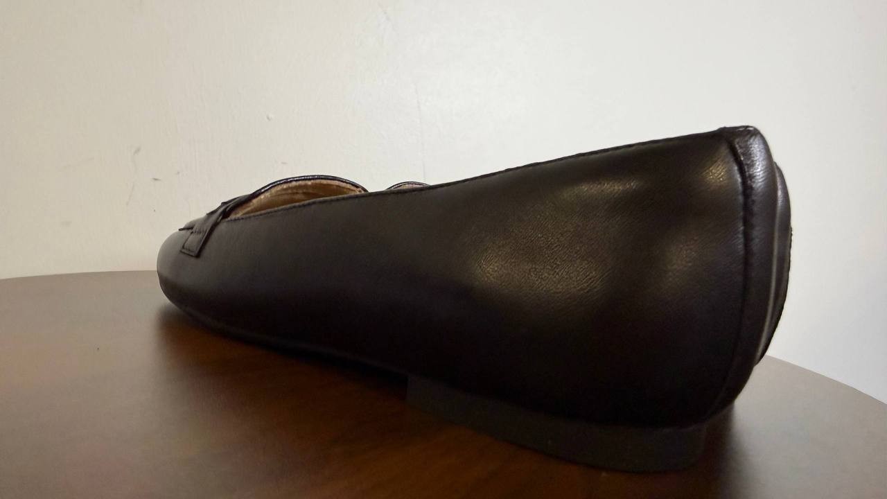 Easy Spirit Women’s Slip-On Loafers 6M Black Leather – New in Box MSRP $99