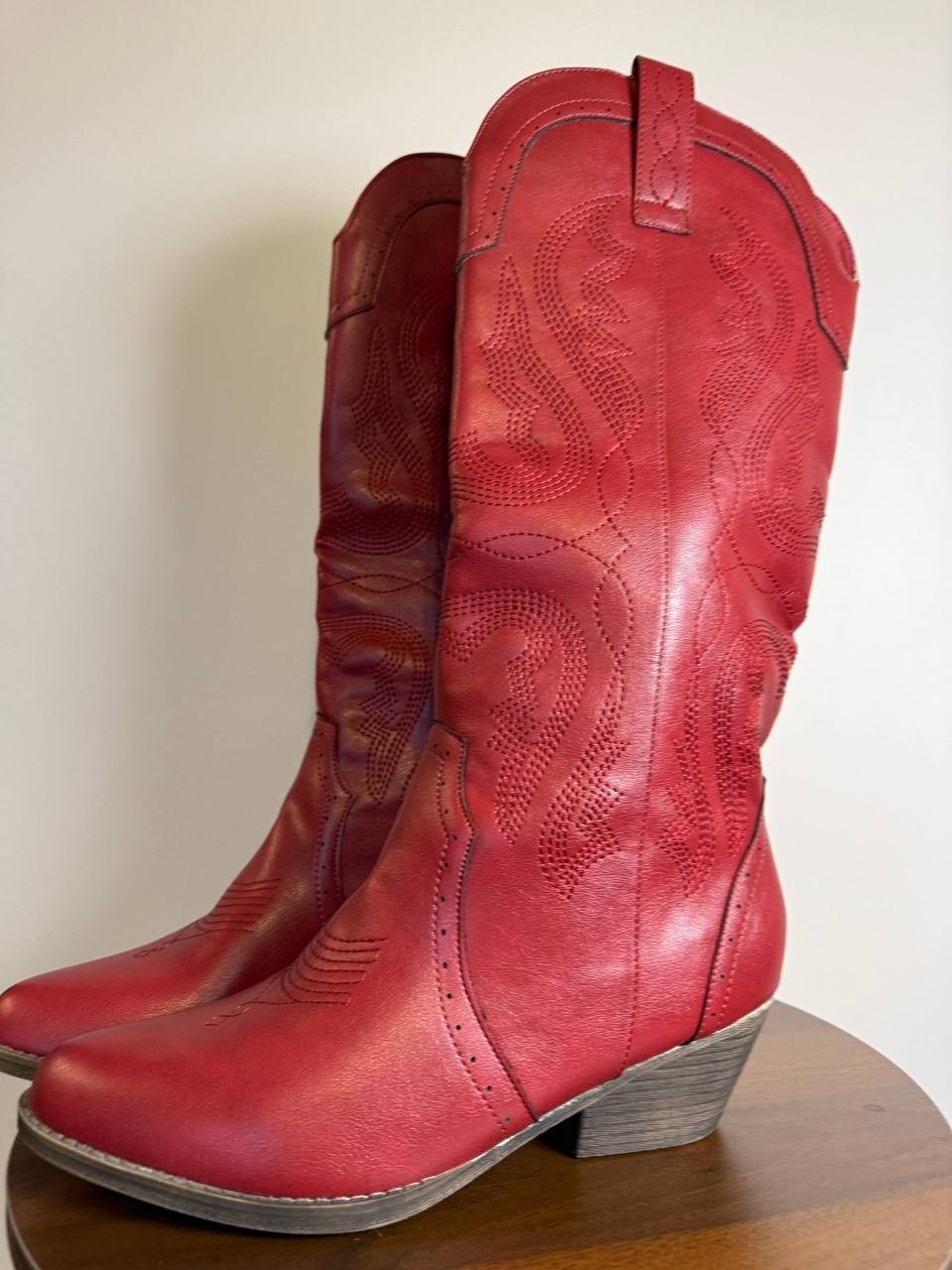 Sugar Two Step Western Boots – Red – Size 10M – Manmade – New in Box