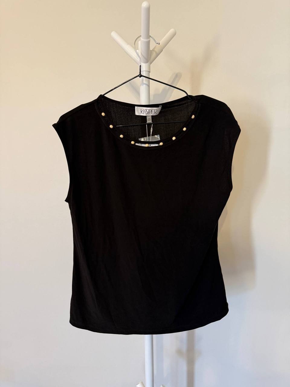 Kasper Black Sleeveless Studded-Neck Top – Size PM – NWT – $59
