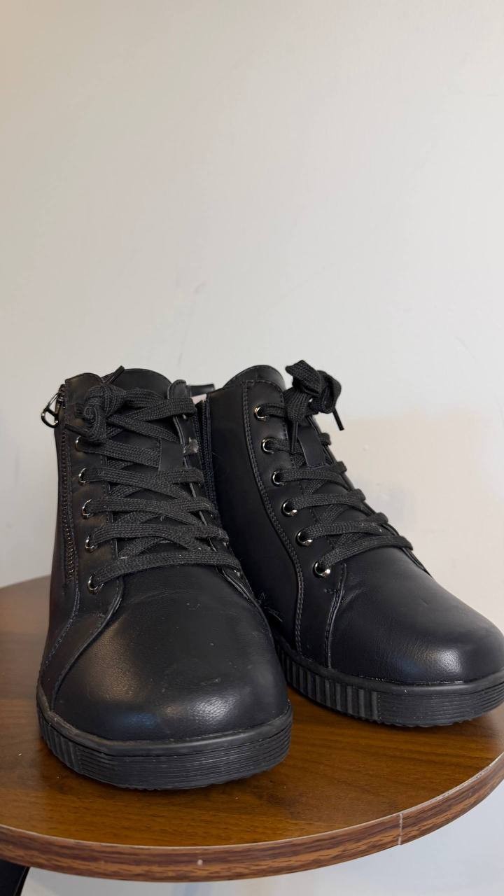 Easy Works Hollyann Boots 7.5W Black Faux Leather Slip‑Resistant NIB msrp$85.95