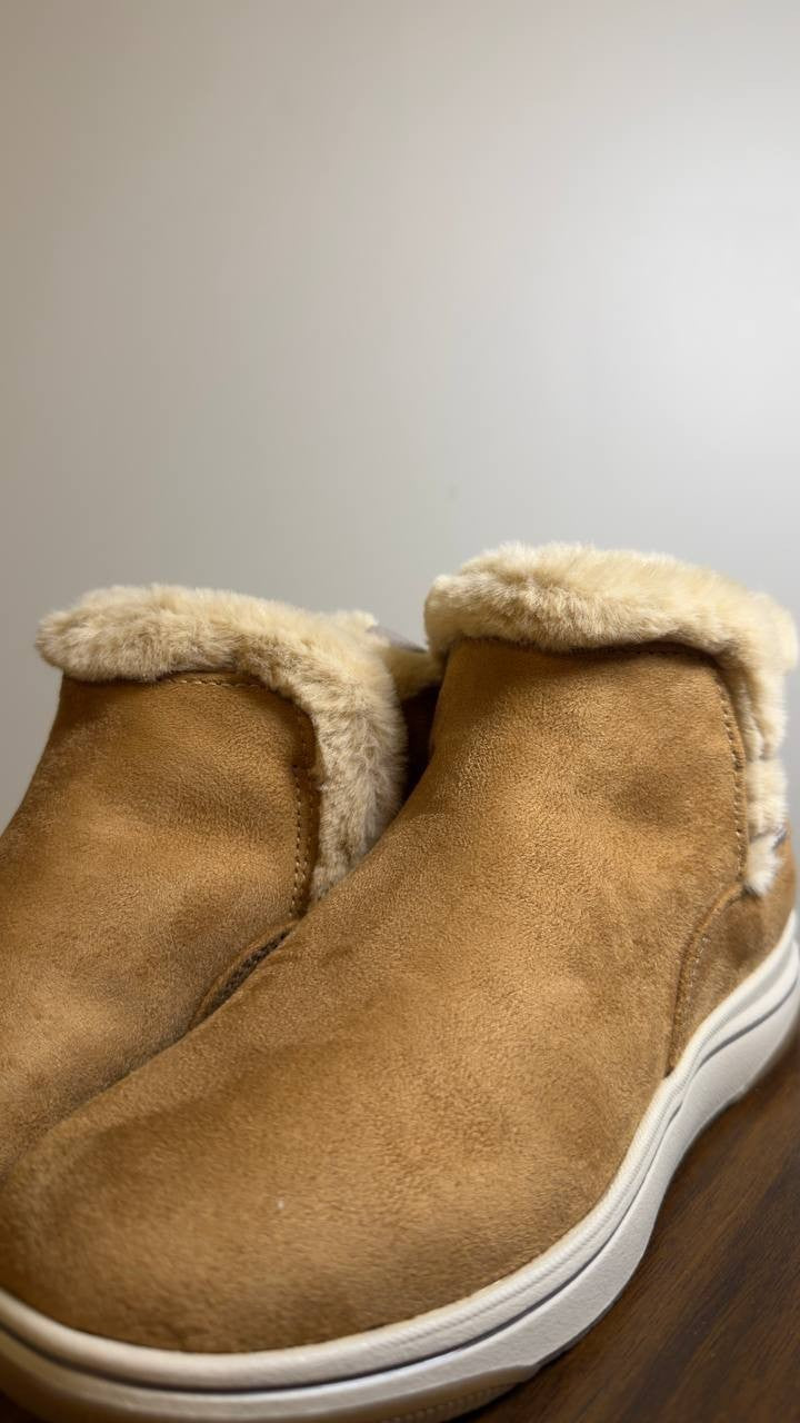 Clarks  Booties  Tan  5.5M  New  $105
