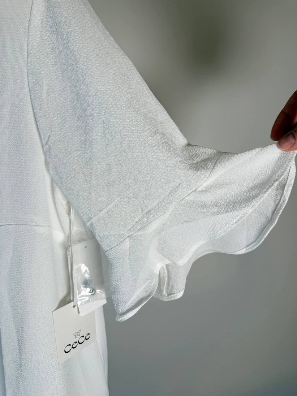 CeCe Ruffle Cuff Crew Neck Blouse–White–Size M–NWT– MSRP$49