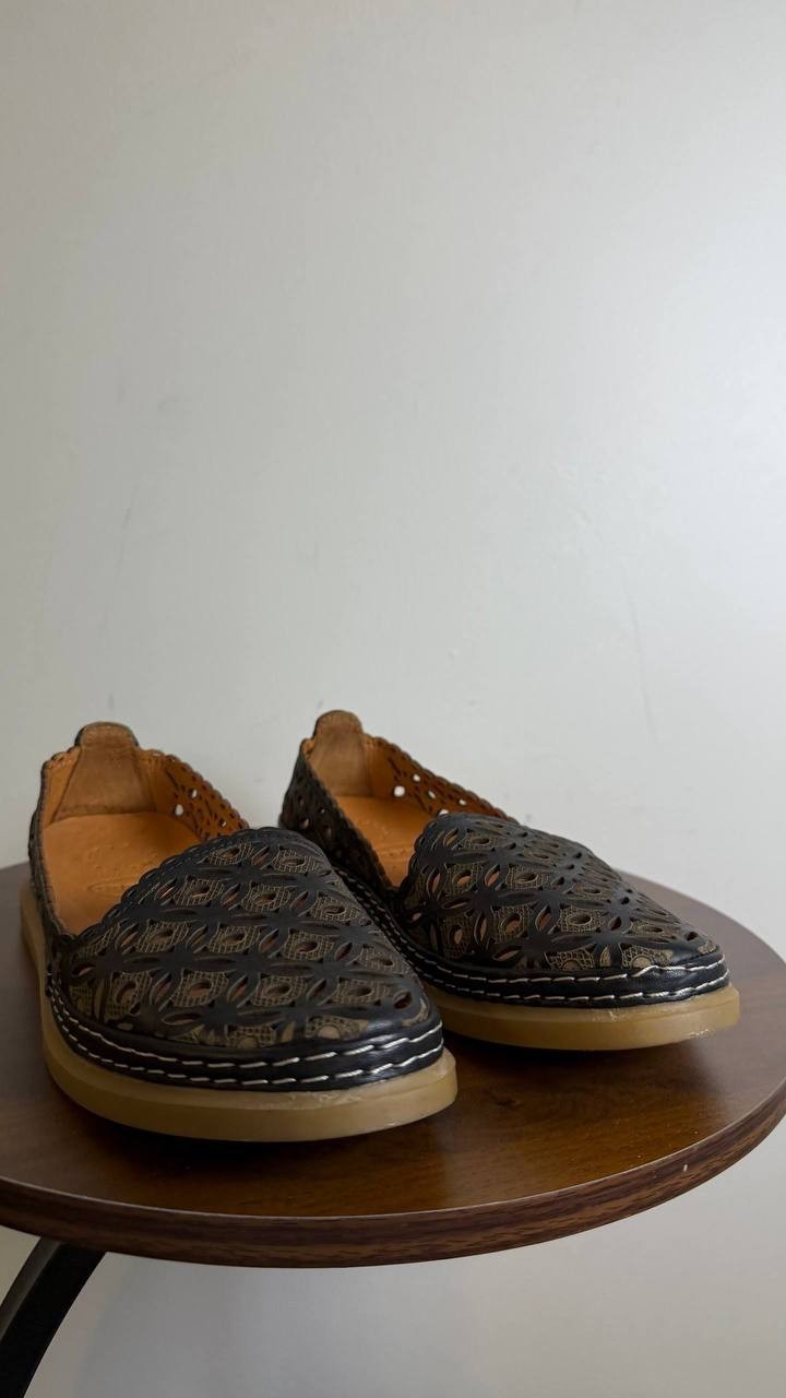 Cools 21 Flats 7.5 Black Leather Comfort Shoes New in Box