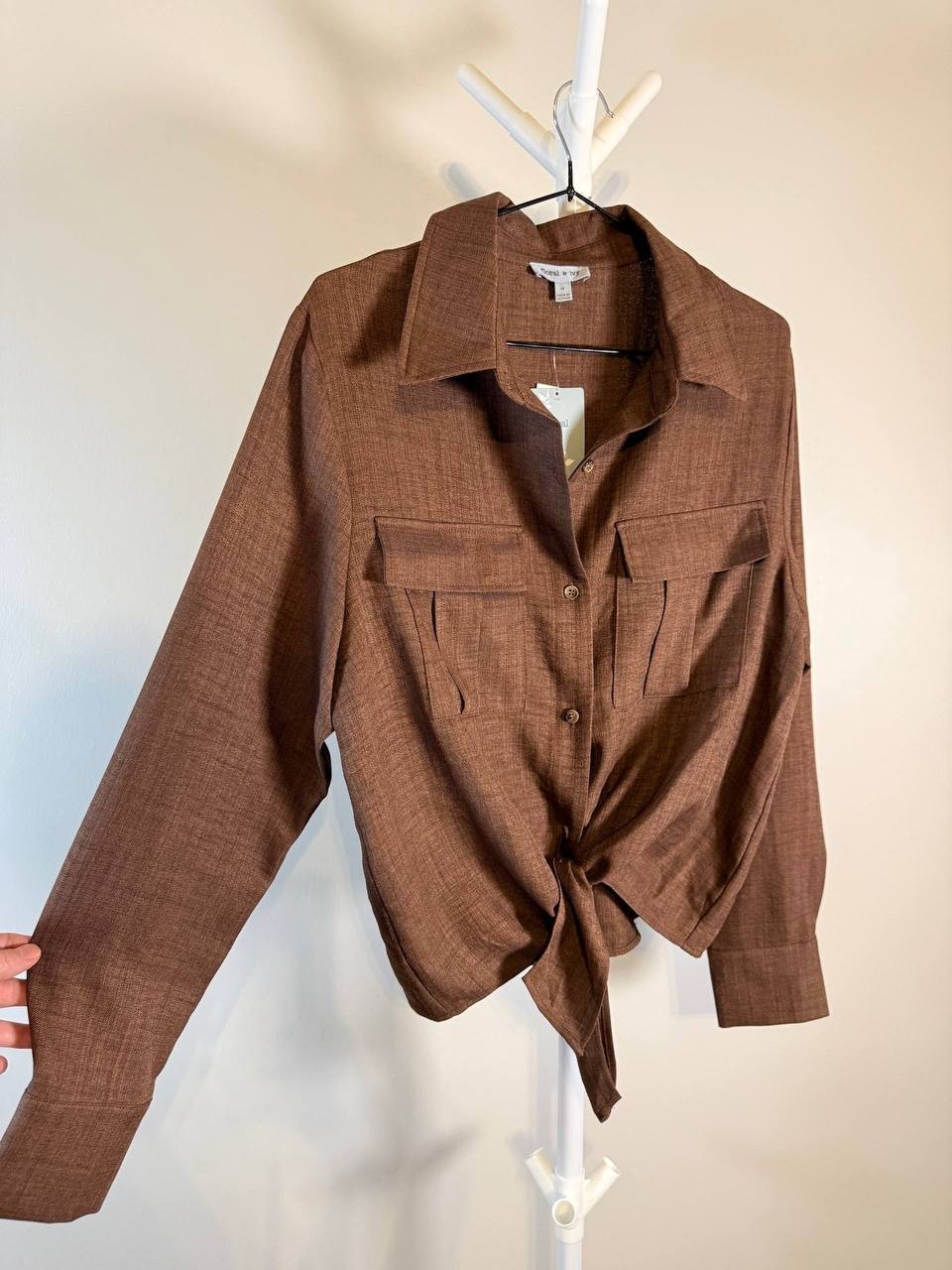Floral&Ivy Brown Collared Blouse – Size M – NWT – $59