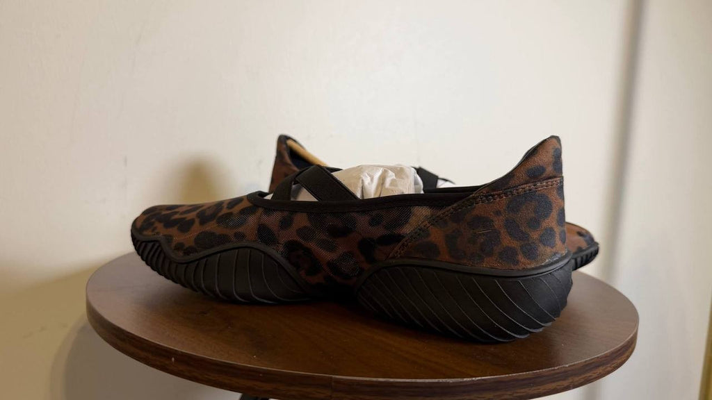 Steve Madden Women’s Vador Crossband Mary‑Jane Sneaker Flats Leopard Mesh 8 NIB