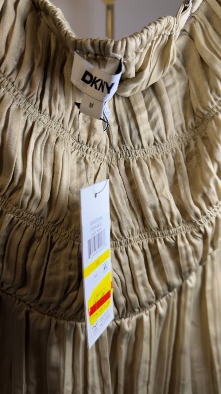 DKNY Crushed Pleats Sleeveless Scoop‑Neck Top Pale Moss M NWT $89