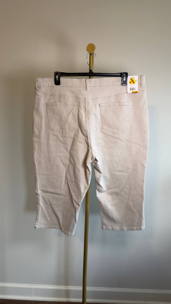 Gloria Vanderbilt Amanda Capri Pants Plus Size 20W Stonewood NWT $50