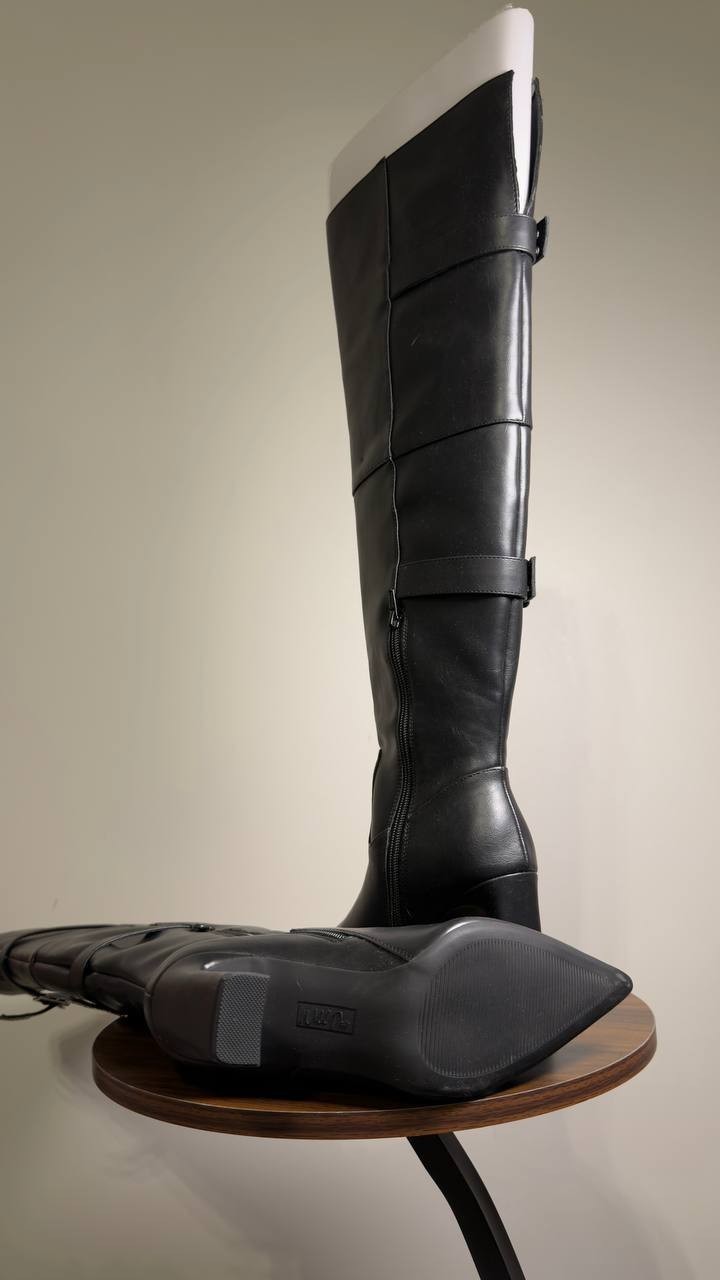 Wild  Pair  Over‑The‑Knee  Buckle  Boots  Black  Man‑Made  7M  New  $119.90