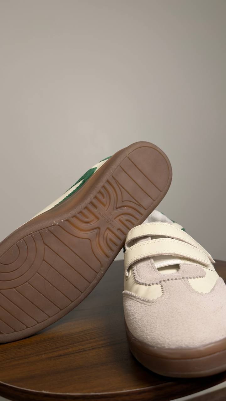 Sam  Edelman  Sneakers  White/Pine  9.5  M  New  $110