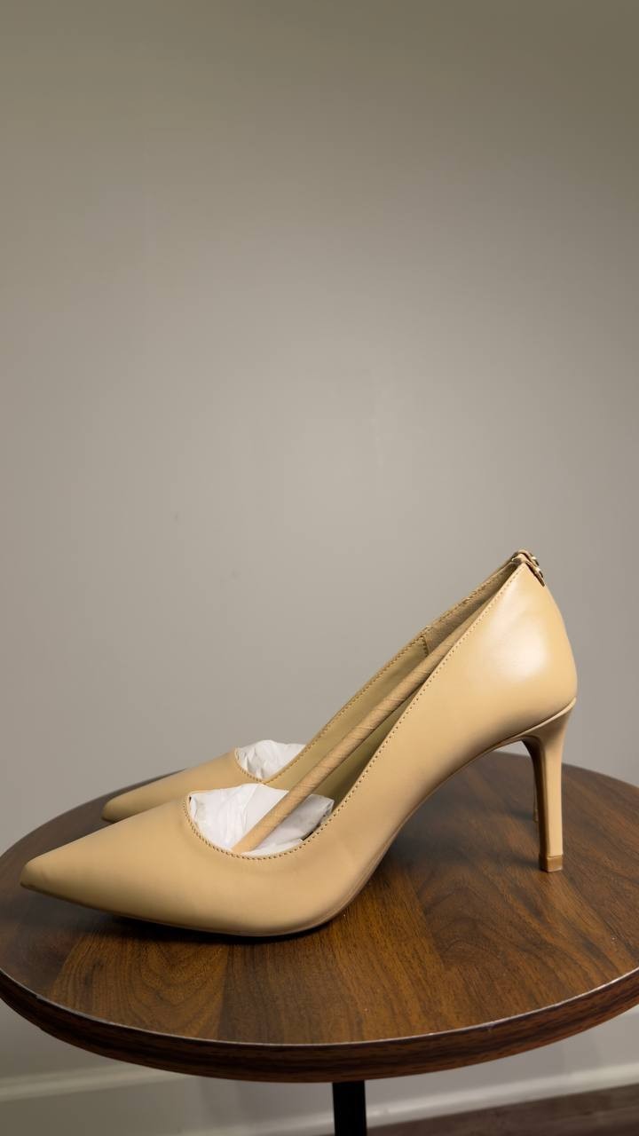Michael  Michael  Kors  Flex  Pointed  Toe  Pumps  Blush  7  New $119.50