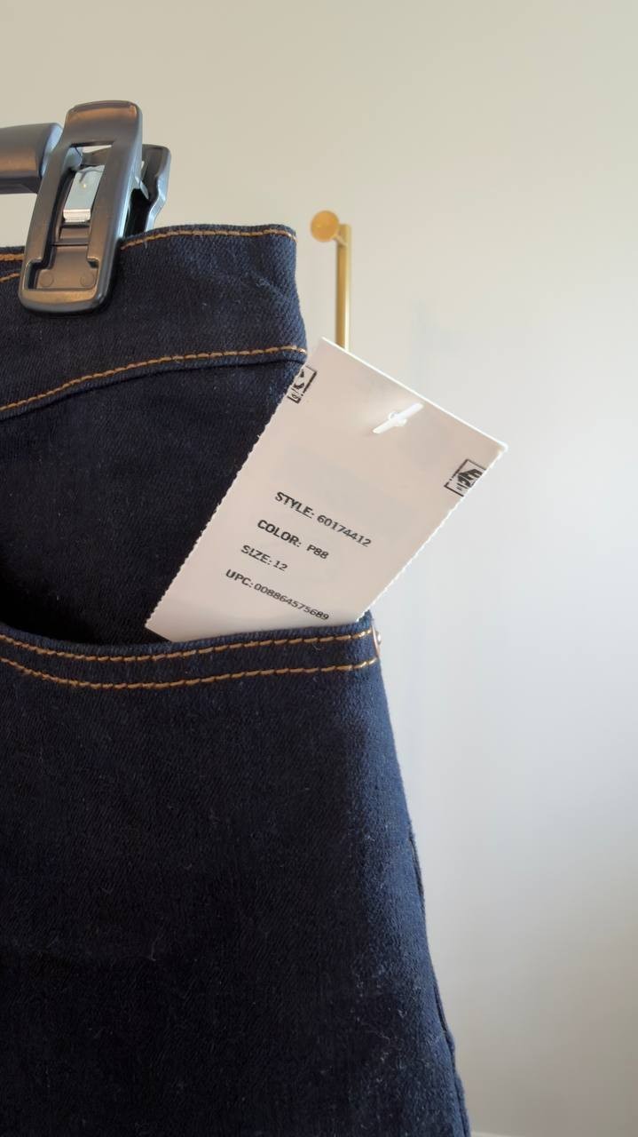 Gloria Vanderbilt Amanda Classic Straight Jeans Rinse Noir 12 NWT $52