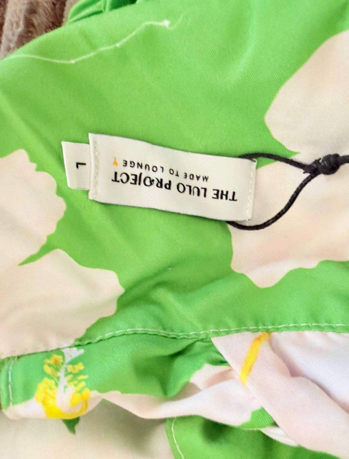 The Lulo Project Floral Ruffle‑Sleeve Dress Green Size L NWOT Vibrant Print