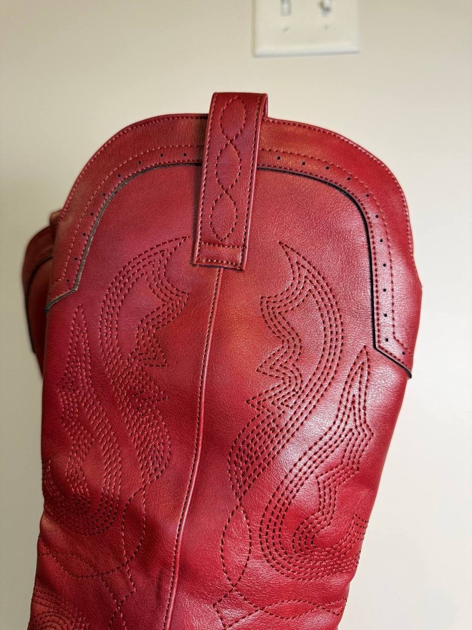Sugar Two Step Western Boots – Red – Size 10M – Manmade – New in Box
