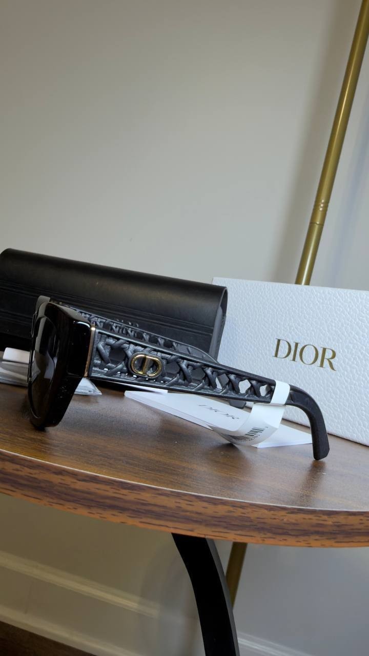 Dior  VeryDior  S2I  Butterfly  Sunglasses  Black  OS  NWT  $560