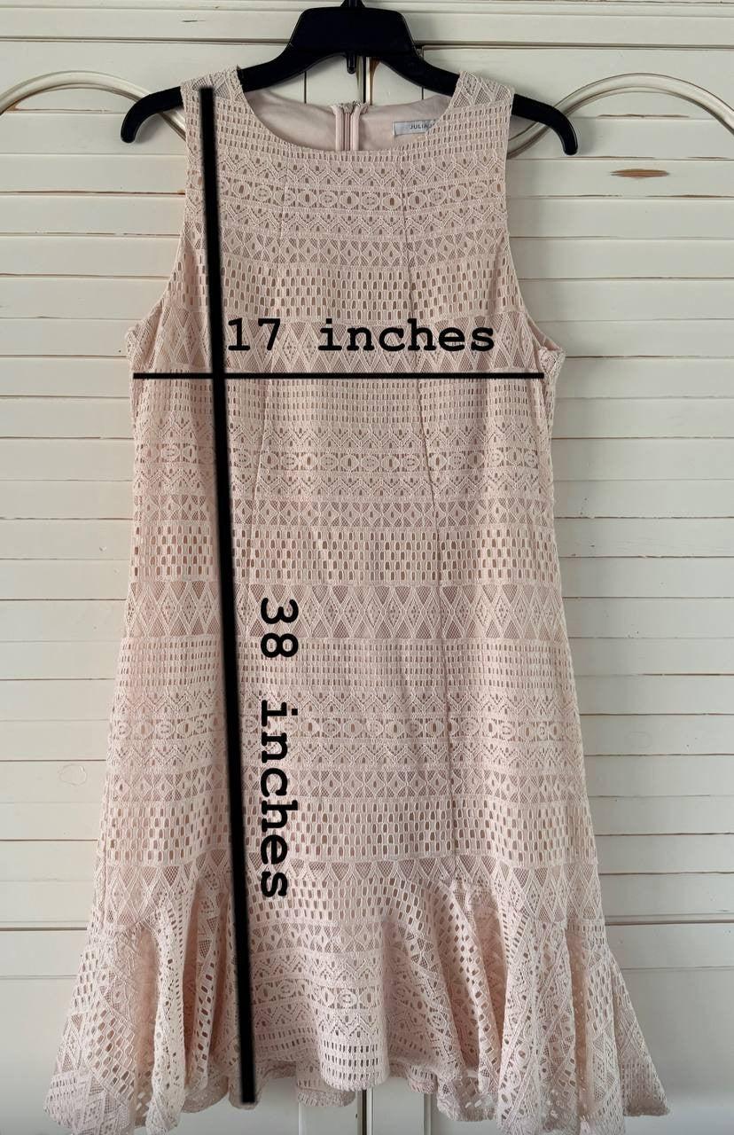 Julia Jordan Beige Lace Sleeveless Dress – Size 12 – Pre-Owned Minor Inner Flaw