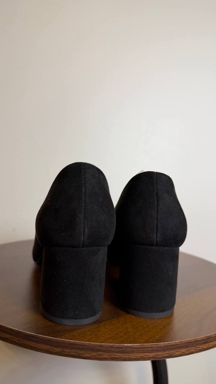 Bella Vita Marigold Pumps 8W Black Suede Square Toe Block Heel NIB msrp$115