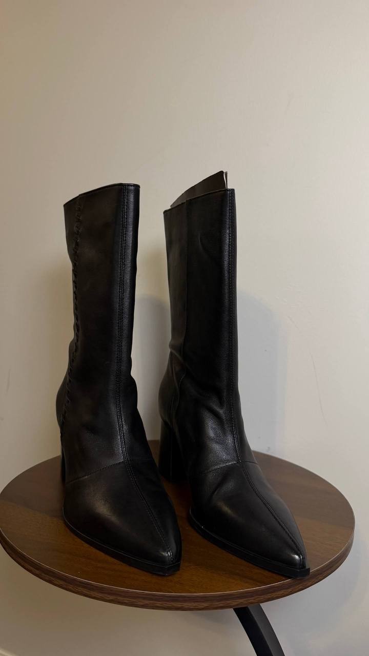 Vince Camuto Lorrys Boots 7.5M Black Leather Almond Toe Block Heel NIB$199