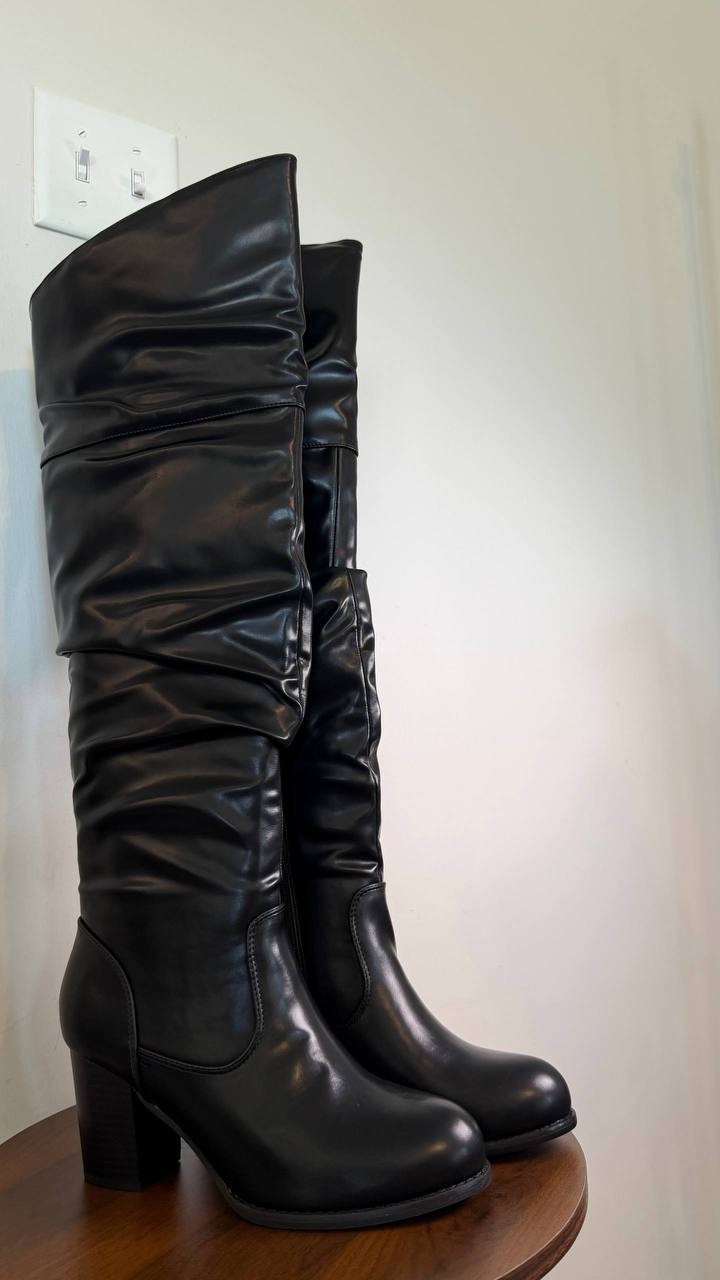 Journee Collection Women’s Stacked Heel Boots Black 8WD Man‑Made $143 NWB