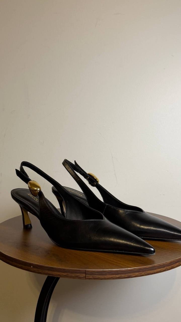 Arezzo Pumps Black Leather Size 7.5B New in Box $109