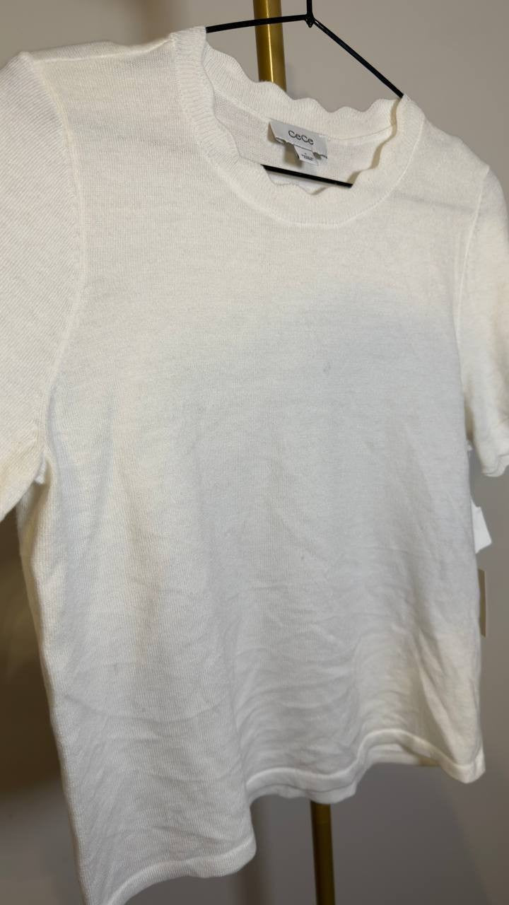 CeCe  Women’s  Scalloped  Crew  Neck  Sweater  New  Ivory  S  NWT  $69
