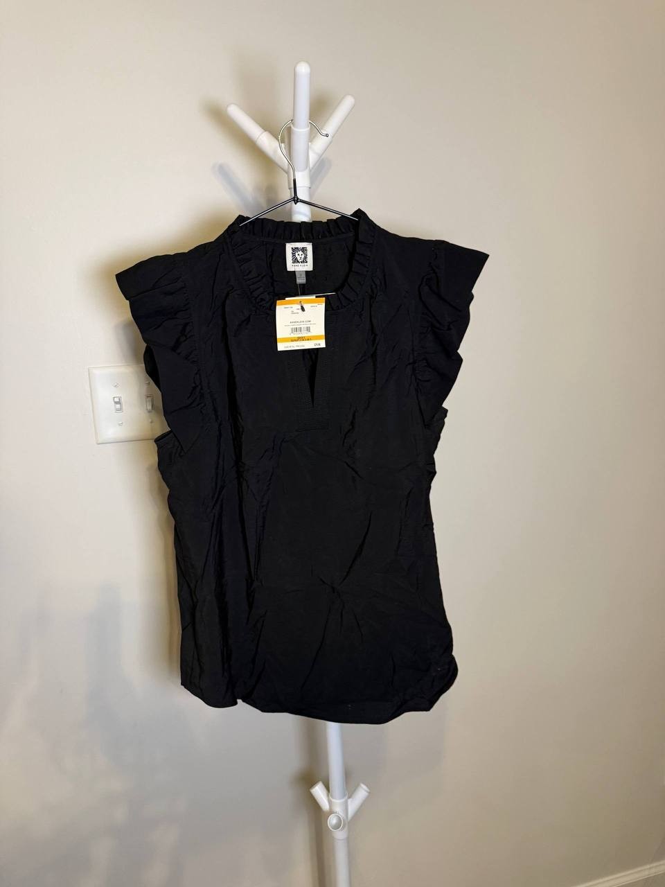 Anne Klein Sleeveless Textured Ruffle Blouse – Size S – NWT – $79