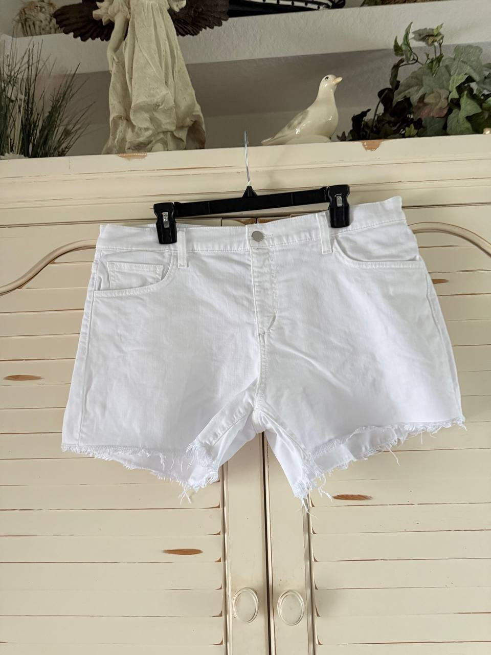 Joe's Jeans Ozzie Cutoff Shorts 5-Pocket White Size 33 Mid-Rise Denim NWT