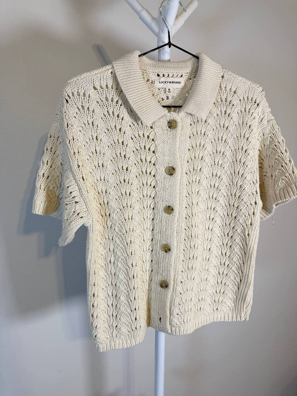 Lucky Brand Short Sleeve Cropped Button‑Up Sweater – Size XS – NWT