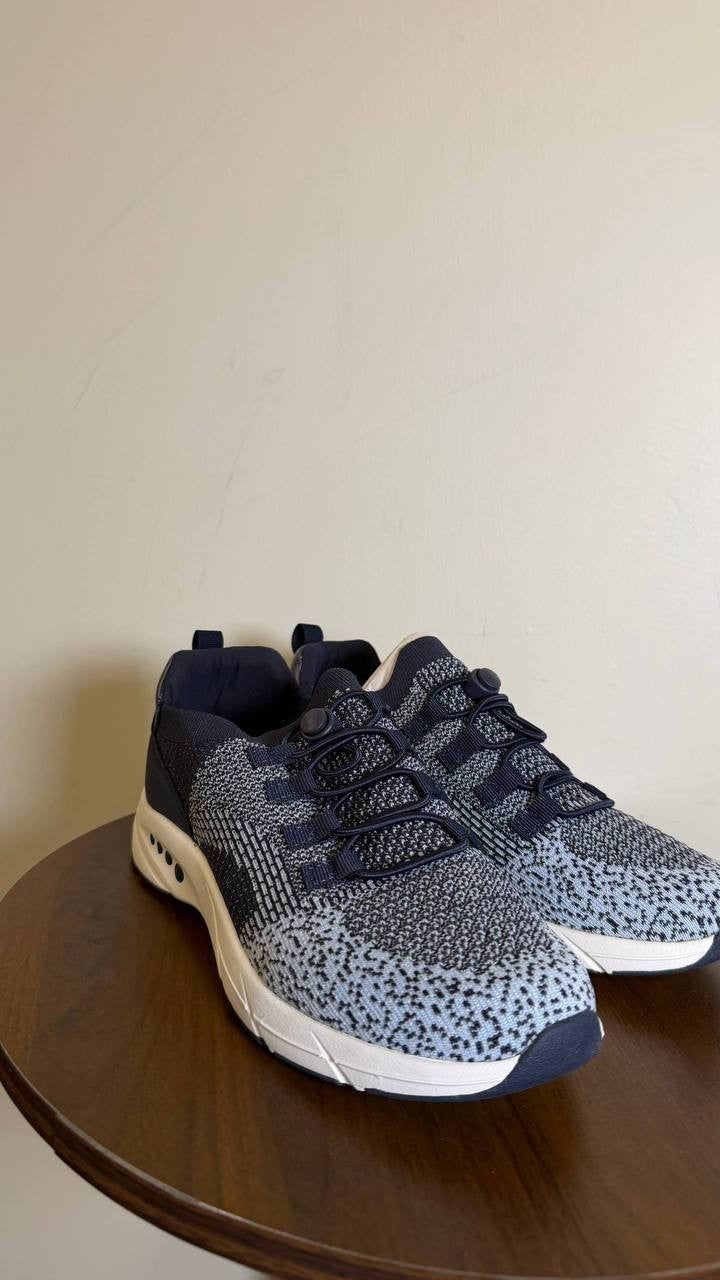 Easy Spirit Dark Blue Textile/Man‑Made Slip‑On Sneakers 6M NIB MSRP $89