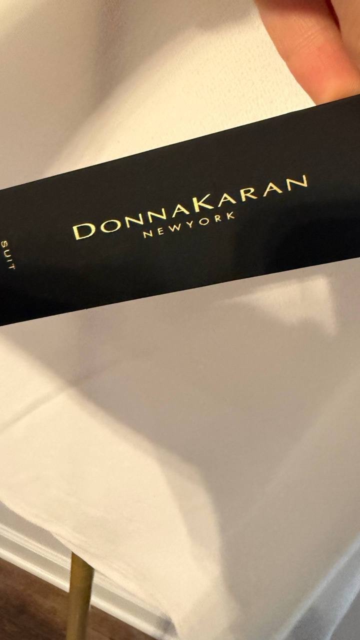 Donna Karan Draped Mock Neck Sleeveless Top Cream M $69 NWT
