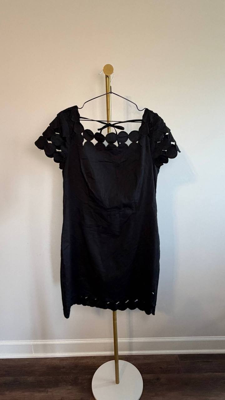 Vince Camuto Square‑Neck Cutout Shift Dress Black 8 NWOT $178