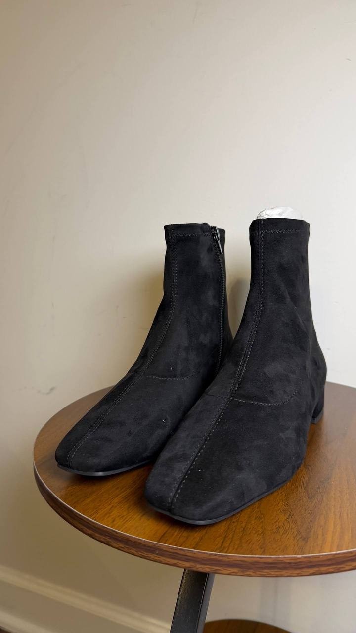 Anne Klein Russ Bootie Black Suede Women’s 7.5M NWB Low Heel Zip $129
