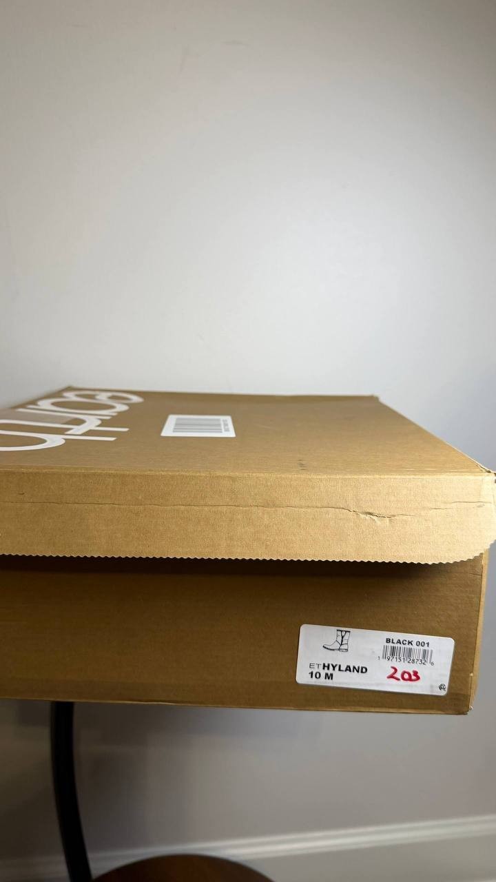 Earth Black Suede Flat Booties 10M New in Box MSRP $189