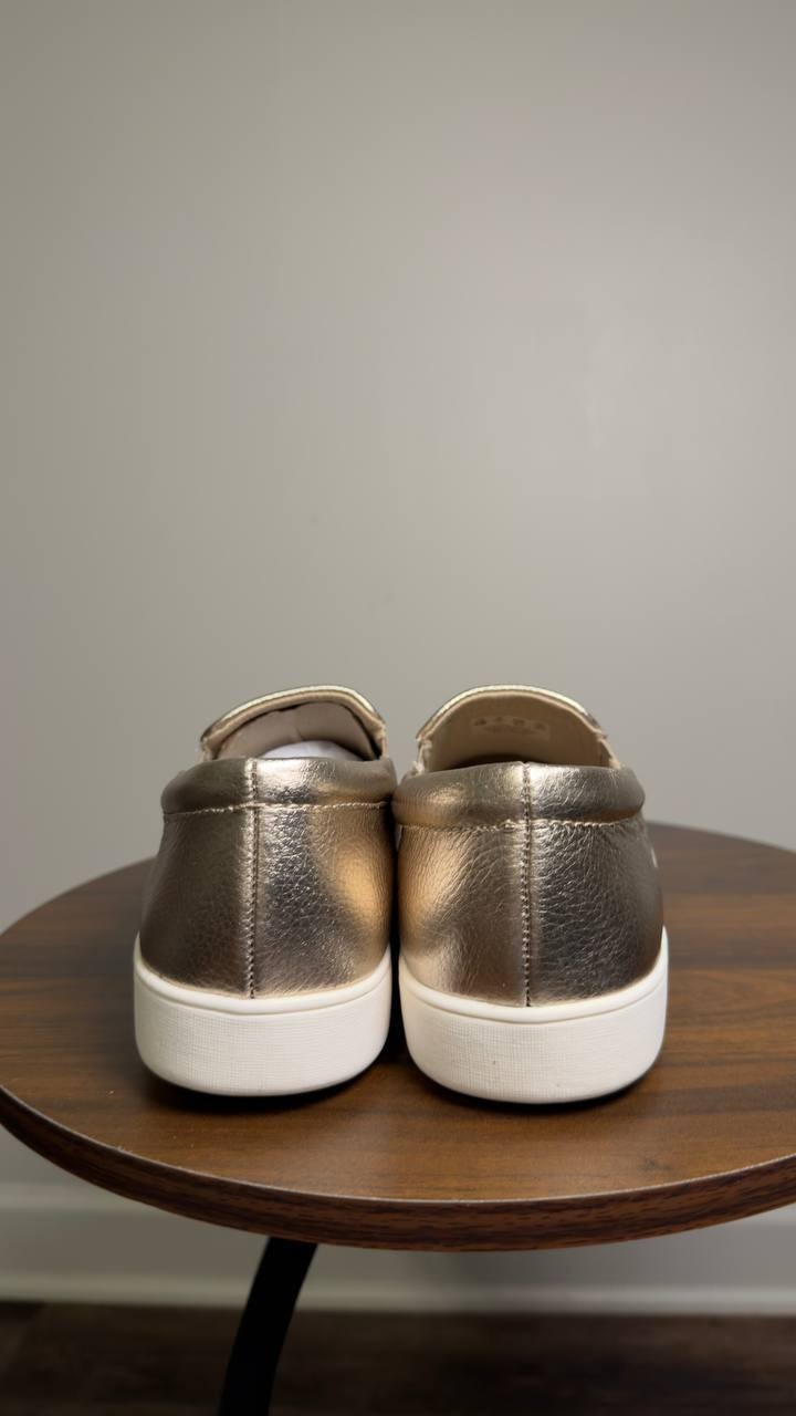 Naturalizer  Slip‑On  Sneaker  Silver  Man‑Made  9.5W  New  $99
