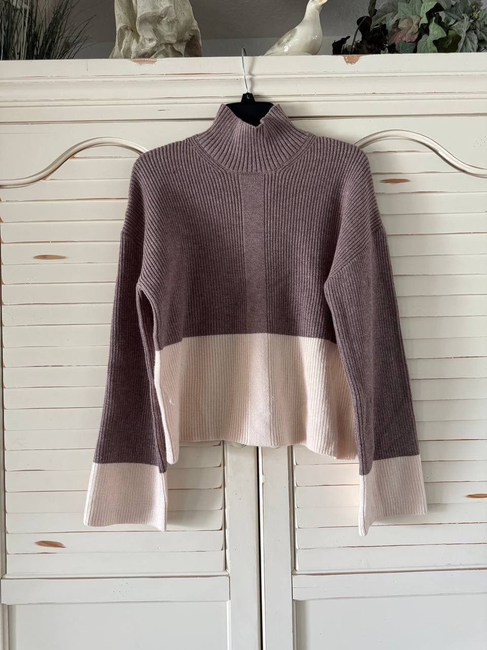 Elan Vivianne Color Block Mock Neck Sweater Plum Gray M NWT Women Relaxed