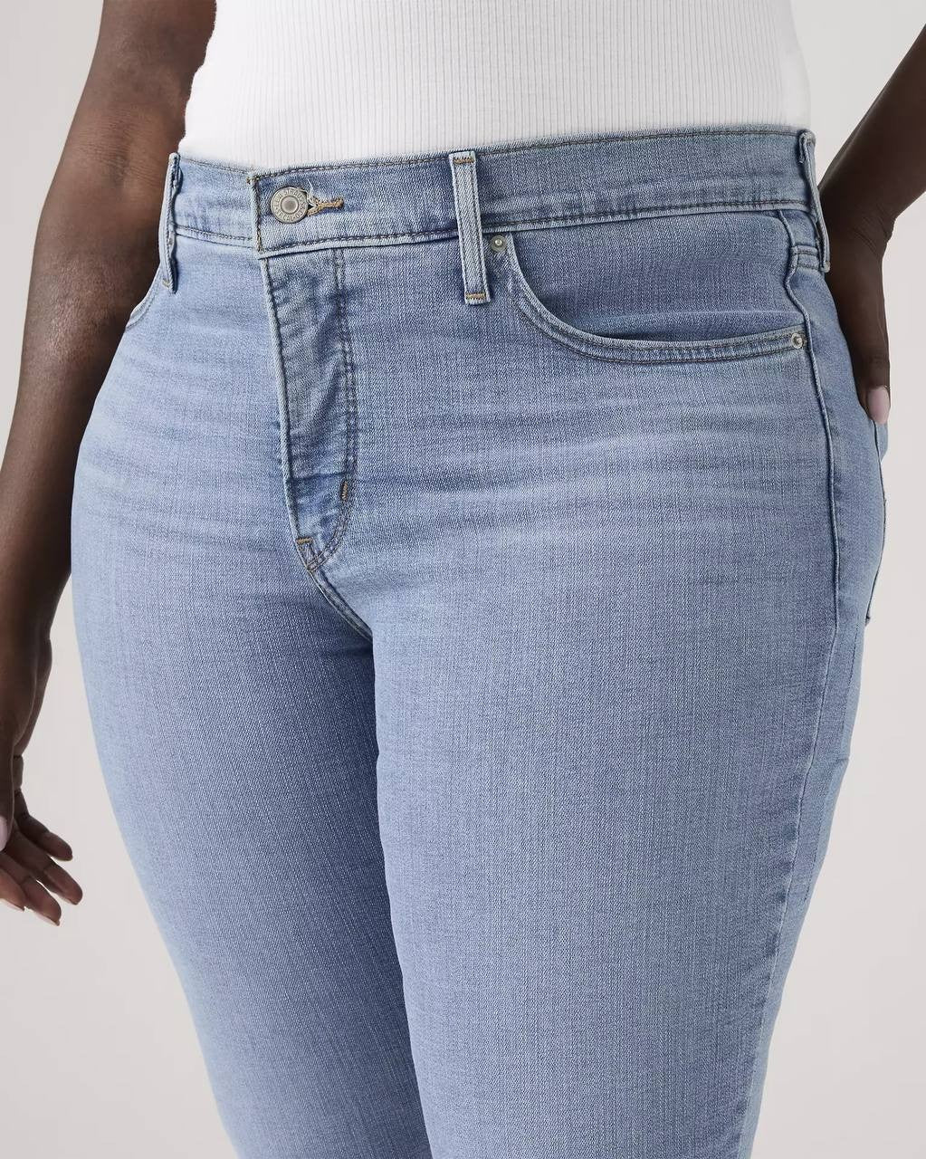 Levi’s Women’s 311™ Shaping Skinny Capri Jeans Blue Size 16W NWT $59.50