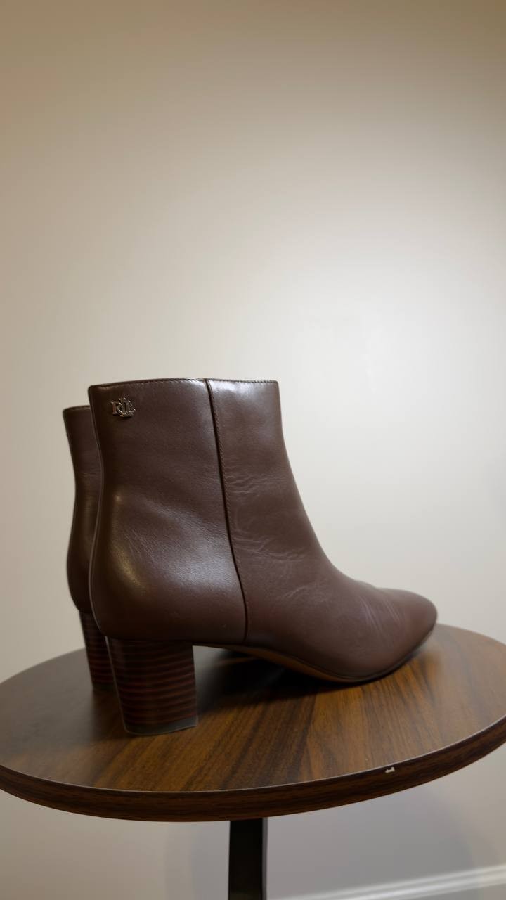 Lauren  Ralph  Lauren  Ankle  Booties  Brown  8B  New  $185