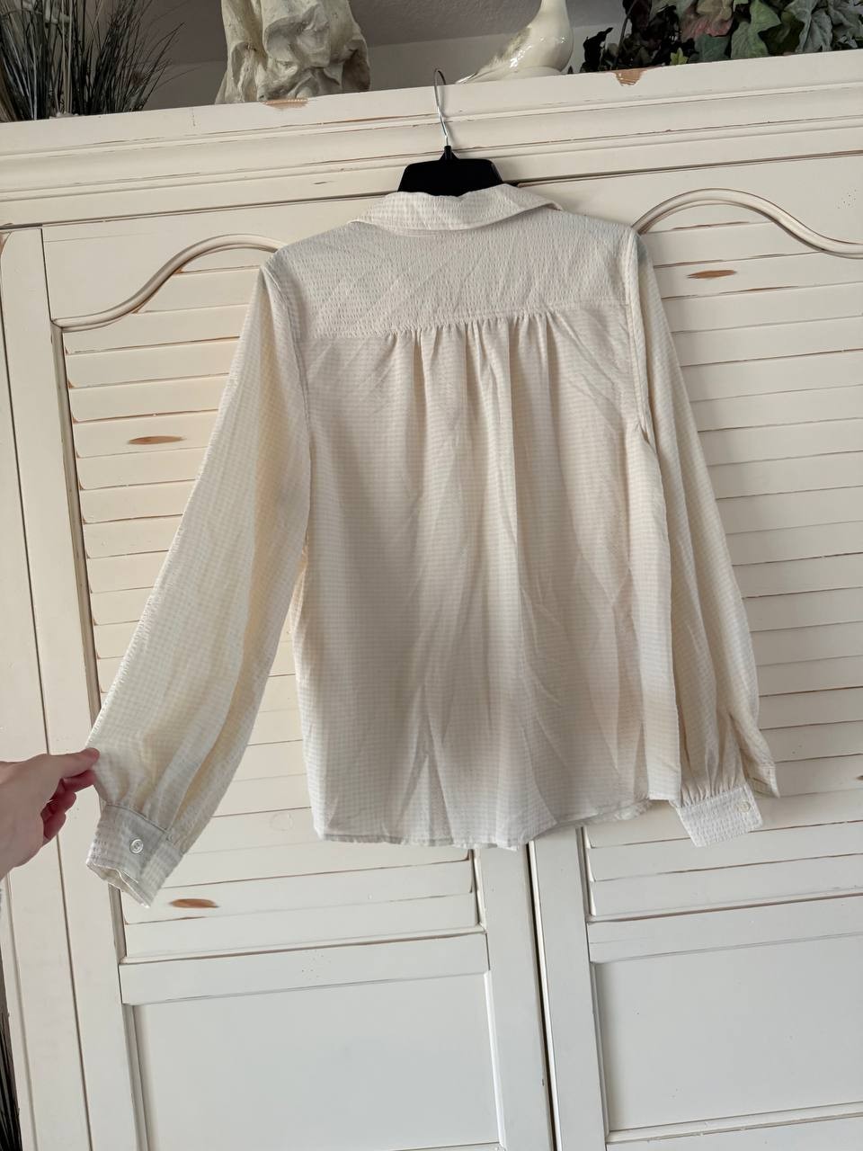 Max Studio Text Grid Collared Blouse Beige Size XL NWT $98 – Classic Chic