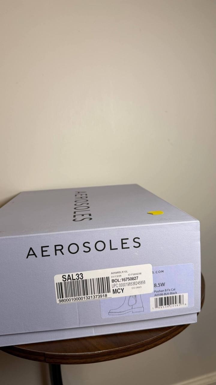 Aerosoles Leather Chelsea Boots 8.5W Black New in Box MSRP $129