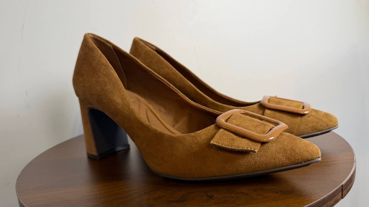 Anne Klein Bentley Pumps 7.5M Cognac Pointed Toe Buckle Block Heel NIB msrp$89