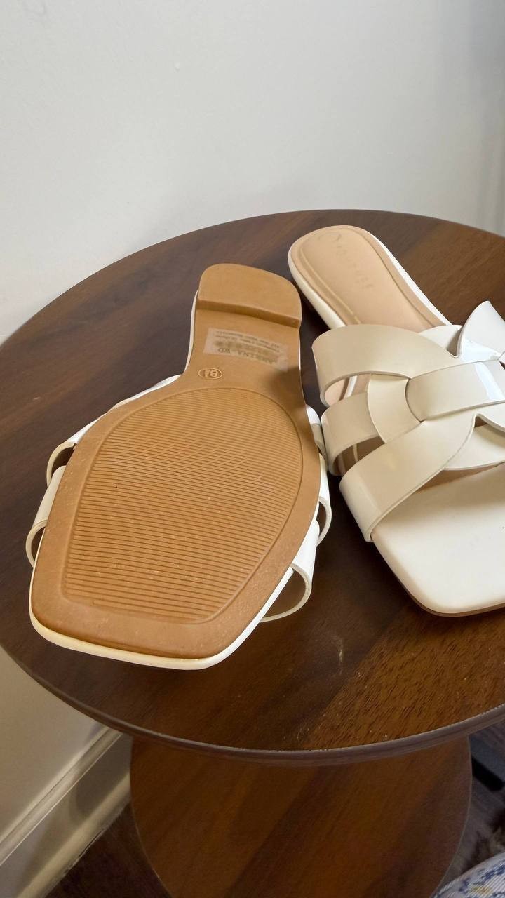 Journee Arrina Sandals 8.5W White Slip‑On Square Toe Flat Summer NWOB msrp$72